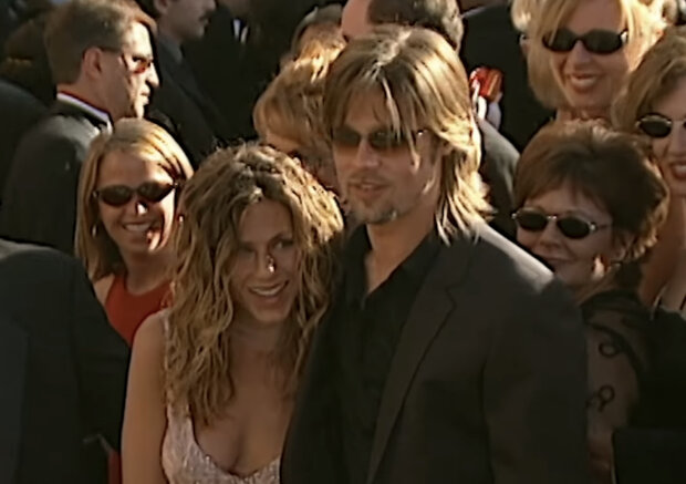 Jennifer Aniston i Brad Pitt. Źródło: youtube.com
