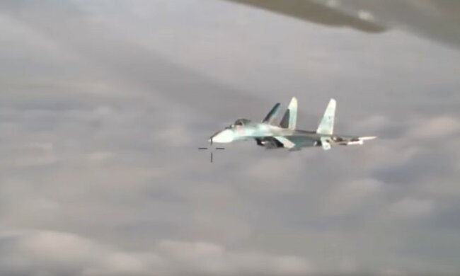 Myśliwiec nad Bałtykiem/YouTube @TopSecret