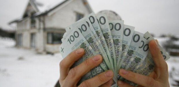 Brak stawki minimalnego wynagrodzenia w przepisach? Z tego rozwiązania korzysta ponad 100 tysięcy Polaków!