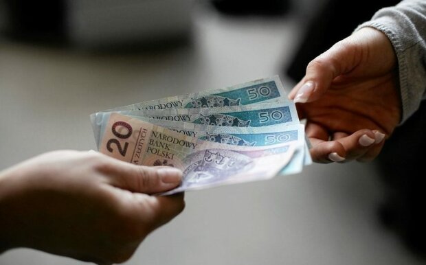GUS podał najnowsze średnie wynagrodzenie w Polsce. Zarabiasz więcej?
