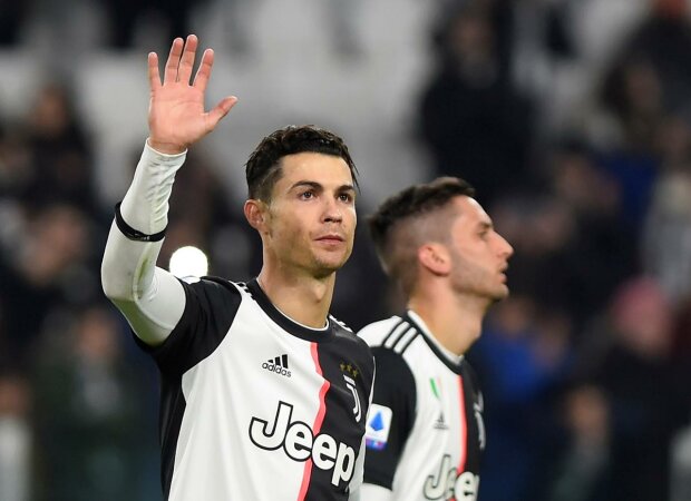 Niespodziewany gest Cristiano Ronaldo! Pięknie docenił kolegę z Juventusu [FOTO]