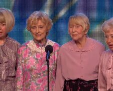 Wyszły na scenę i zadziwiły wszystkich! Występ czterech Brytyjek hitem internetu