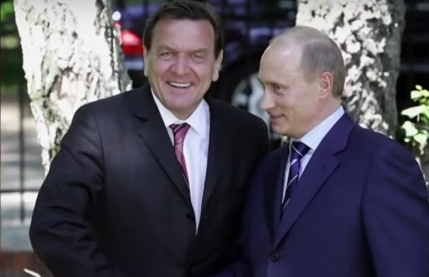 Gerhard Schroeder i Władimir Putin/YouTube @Bild