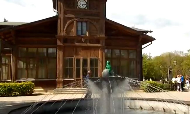 Koronawirus nie odpuszcza. Kolejne zakażenia wśród kuracjuszy w jednej z najbardziej znanych miejscowości uzdrowiskowych