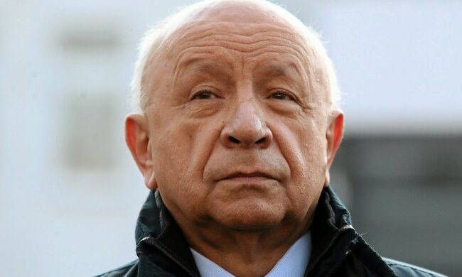 Kontrowersyjny film "Nieplanowane" wszedł na ekrany polskich kin! Chazan pojawił się na projekcji w obstawie policji