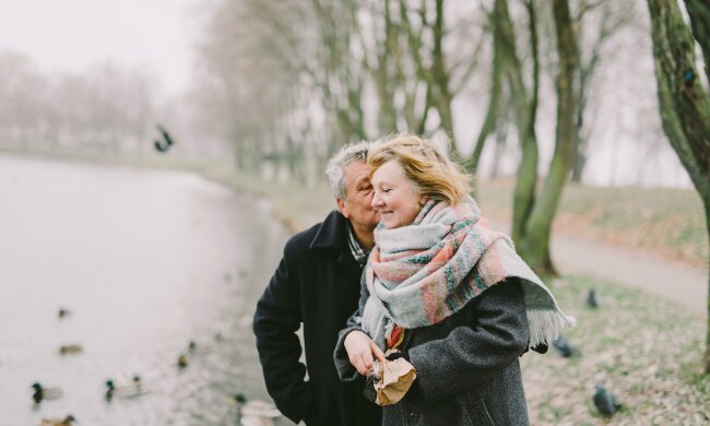 starsza para @pexels