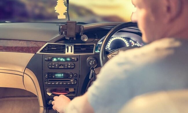 Kierowcy muszą się mieć na baczności/screen Youtube