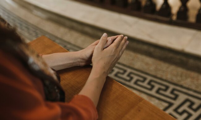 Piękna modlitwa za wnuki, która porusza serca. Dziadkowie odmawiają ją każdego dnia