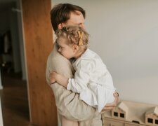 Z życia wzięte. "Mąż miał tajemnice, ale ta była najgorsza": Jego sekret miał 5 lat i trochę ponad metr wysokości