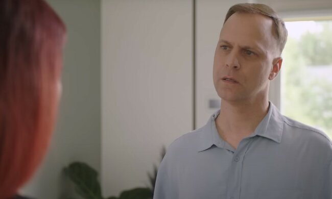 źródło: YouTube/Secret Diaries Revealed