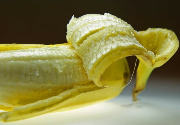 Skórka banana/screen Pikrepo