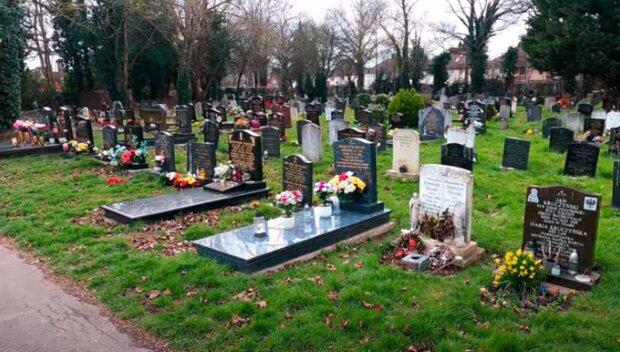 Cmentarz/YouTube @Polskie Miejsca w Wielkiej Brytanii