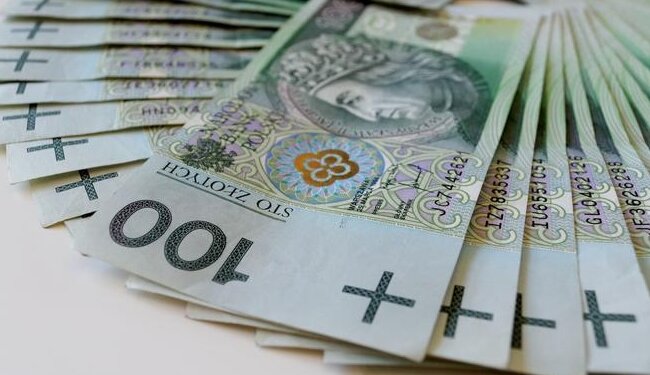 Pieniądze. Źródło: mjakmama.pl