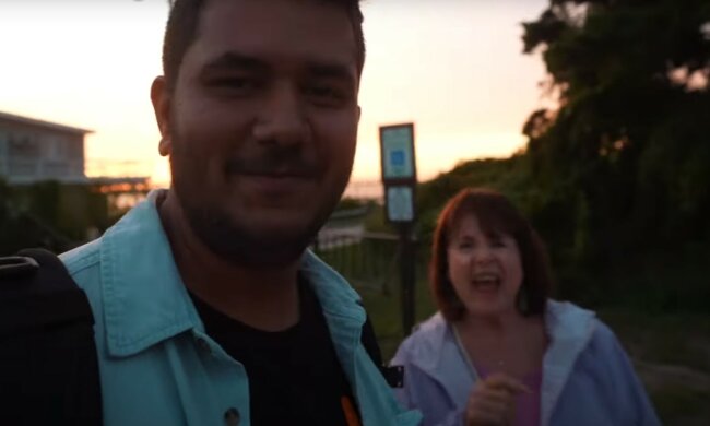 źródło: YouTube/Stories With Yudi J