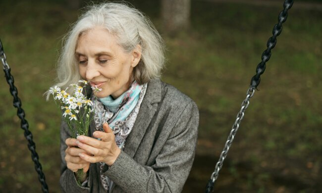 Z życia wzięte. "Mam 70 lat, a mąż po 50 latach małżeństwa zażądał rozwodu": Jednym zdaniem zburzył całe moje życie