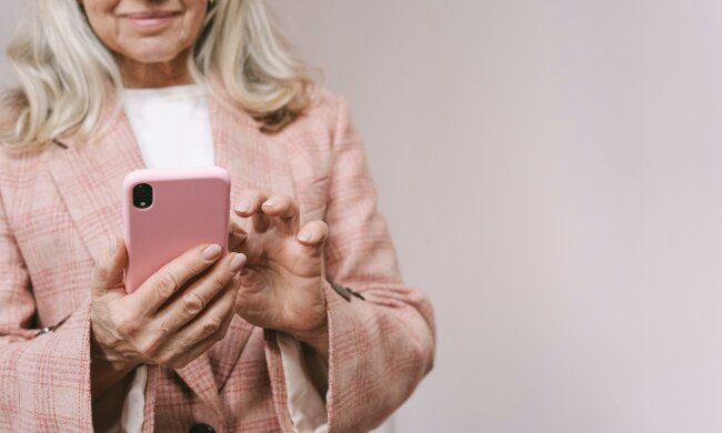 Z życia wzięte. "Po pięćdziesiątce znów się zakochałam": Nie wiedziałam, że ten mężczyzna zamieni moje życie w piekło