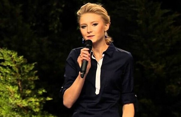 Kinga Duda/screen YouTube