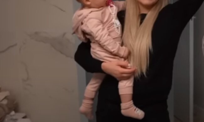 Mama z dzieckiem/YouTube @Andzikas