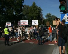 Protesty mieszkańców Krakowa. Kierowcy niezadowoleni z ograniczeń. O co chodzi