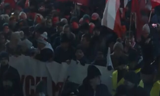 Protest Wolnych Polaków, screen Youtube @onetnews