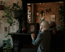 Z życia wzięte. "Po śmierci męża zostałam sama na emeryturze": Najbardziej boli mnie to, kim wyrosły moje dzieci