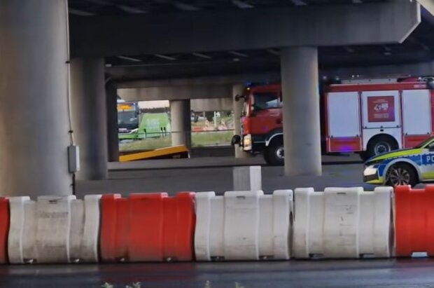 Wypadek autobusu w Warszawie/YouTube @HondaAccordPL