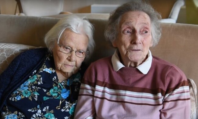 Przyjaciółki/YT @Caters Clips