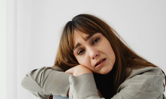 Z życia wzięte. "Ale on od lat sypia z kobietami": Gdy sąsiadka przyznała, że wszyscy wiedzą o zdradach mojego męża, chciałam zapaść się pod ziemię