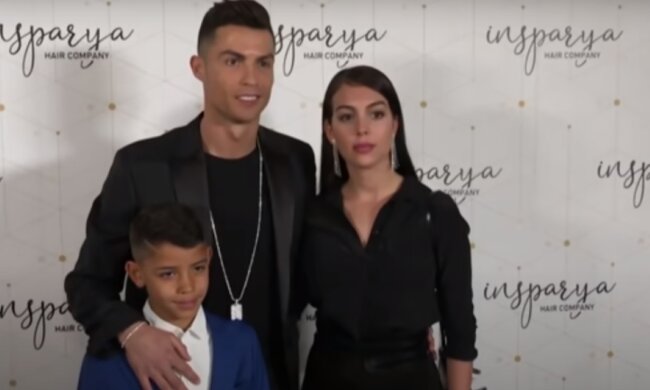 Christiano Ronaldo z partnerką i synem/YouTube @Entertainment Tonight