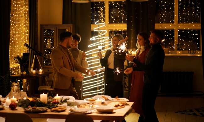 "Wychowałam córki, wyprawiłam je w świat, dziś święta spędzają u siebie": Po raz pierwszy na Wigilii zostałam sama z ciszą i nadmiarem wspomnień