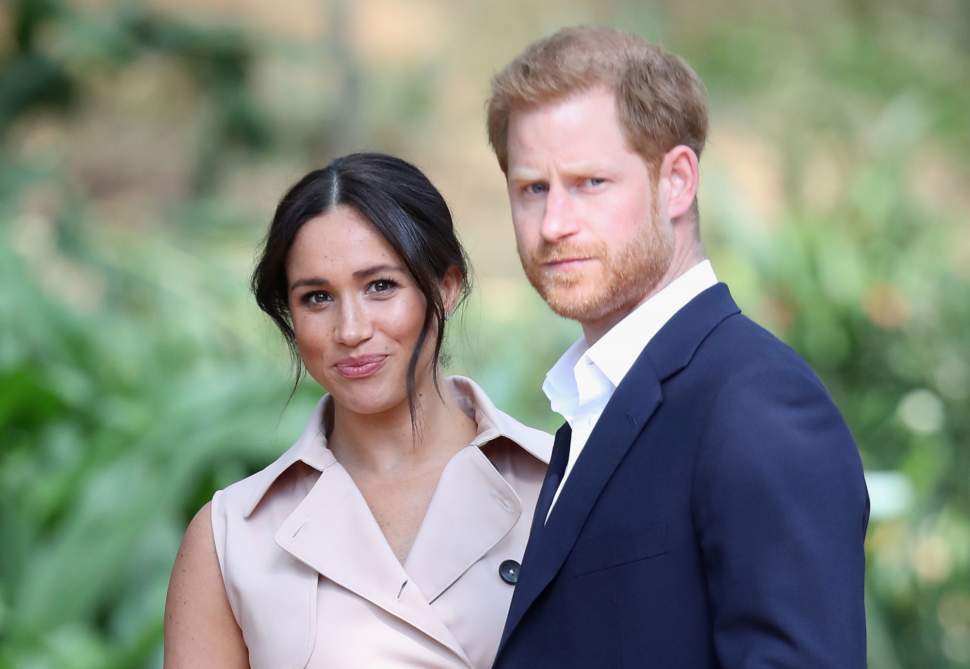 Pałac Buckingham przeciął spekulacje wokół Harry’ego i Meghan. Król potwierdził ich status