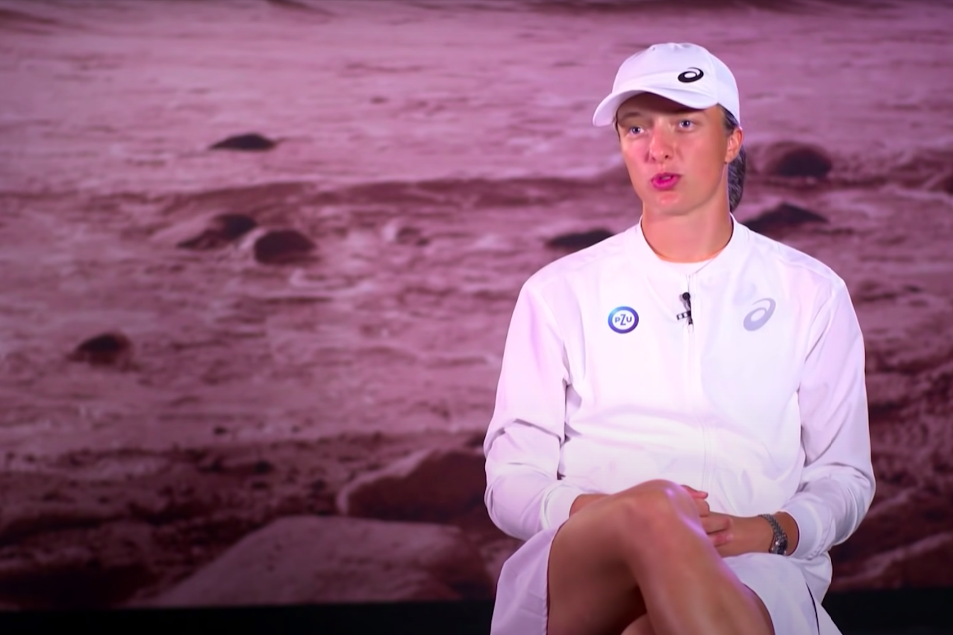 Iga Świątek wyszła na kort mimo żałoby. Raszynianka pożegnała istotną dla siebie osobę