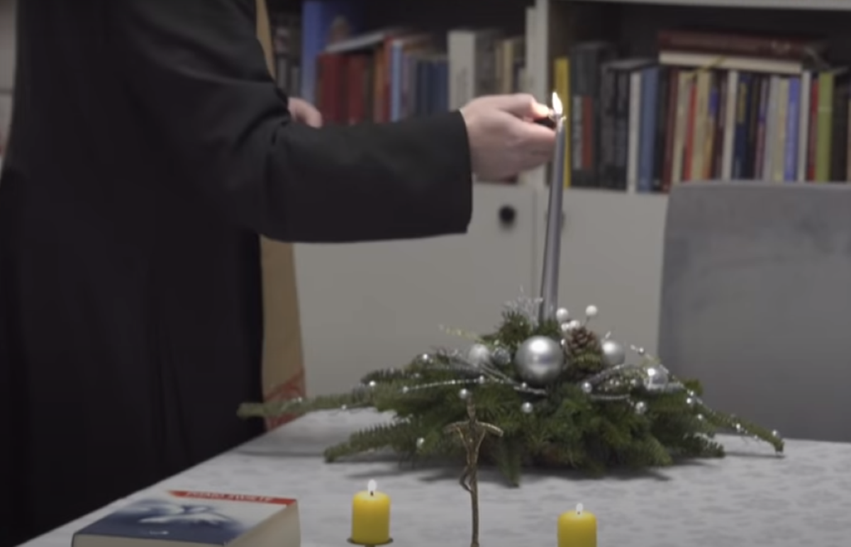 Ksiądz po kolędzie zachwycony nietypowymi „gospodarzami”. Podzielił się wszystkim w sieci