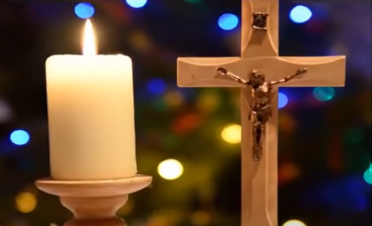 Duchowny Rozwiewa Wątpliwości Dotyczące świec W Trakcie Kolędy Czy Koniecznie Muszą To Być 8282