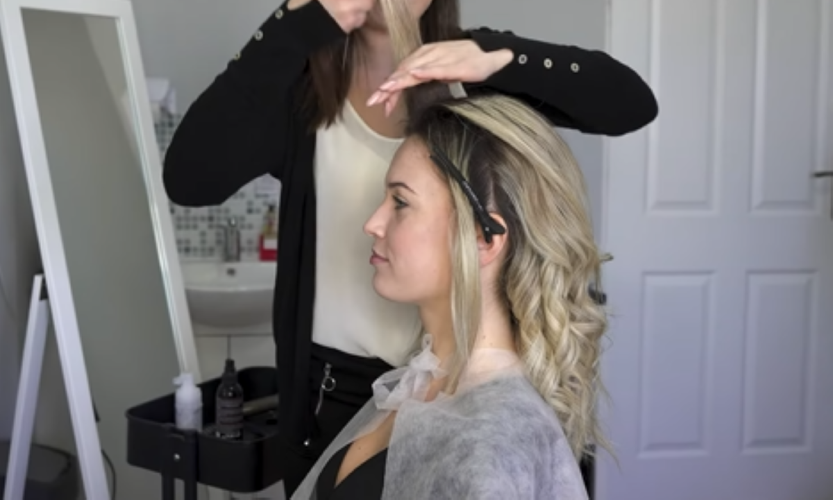 Ta fryzura odmładza i nie wymaga wysiłku. Kobiety po 40. ją pokochają