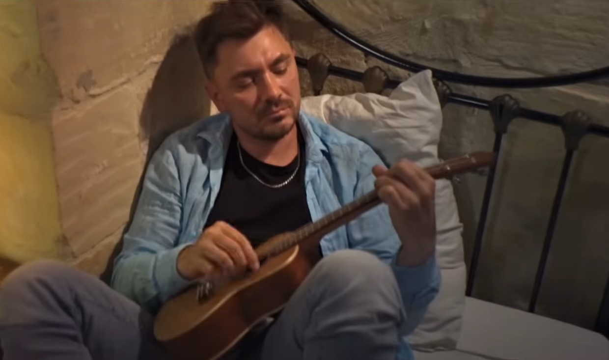 Wizz Air komentuje zachowanie Daniela Martyniuka! Kłótnia w samolocie może go drogo kosztować