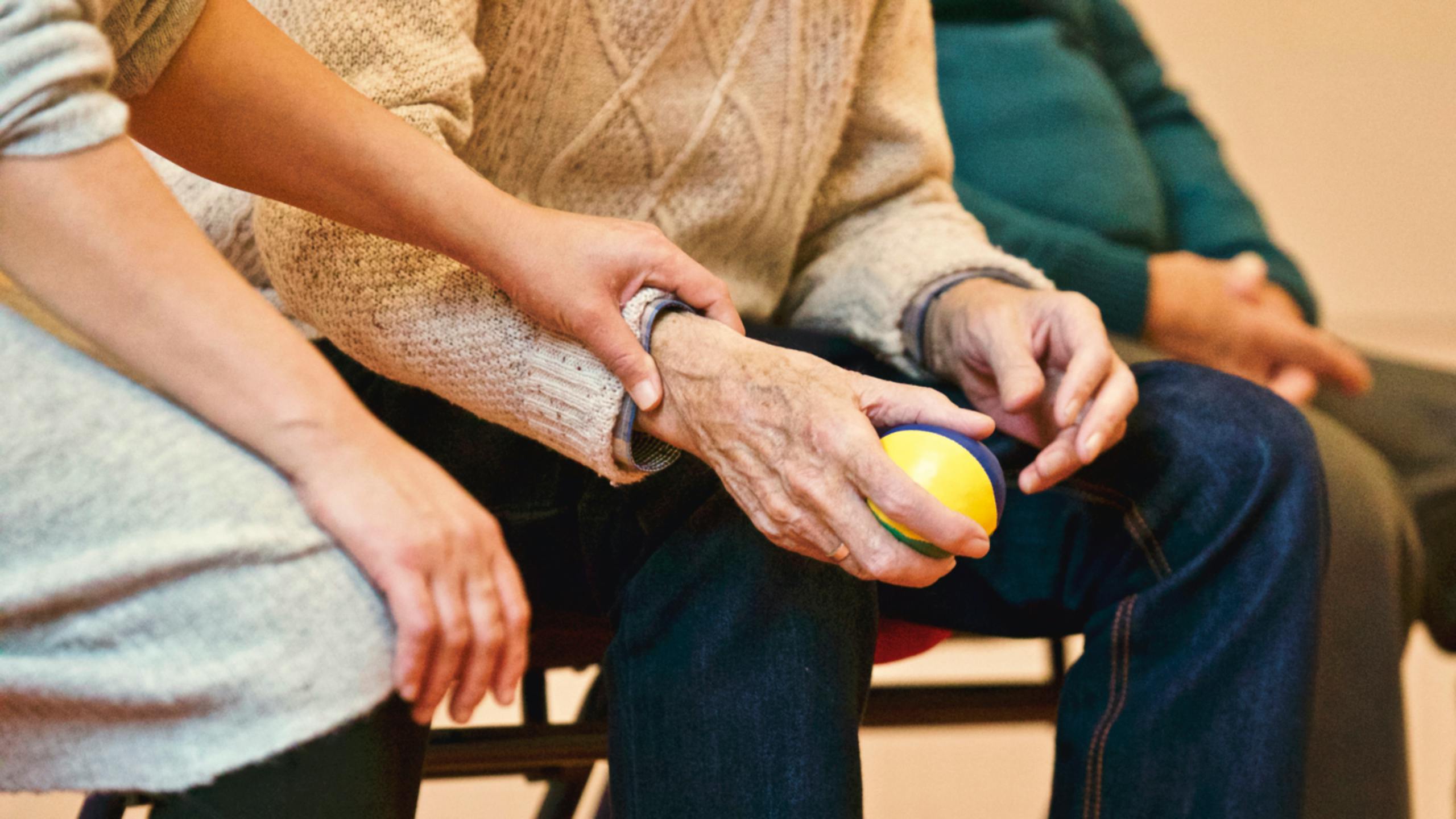 Nawet 30 tys. zł miesięcznie za pobyt w DPS. Rodziny seniorów łapią się za głowy. Kto musi zapłacić