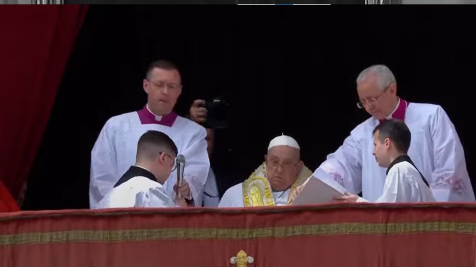 Papież Franciszek nie żyje. Watykan potwierdza, co było przyczyną zgonu