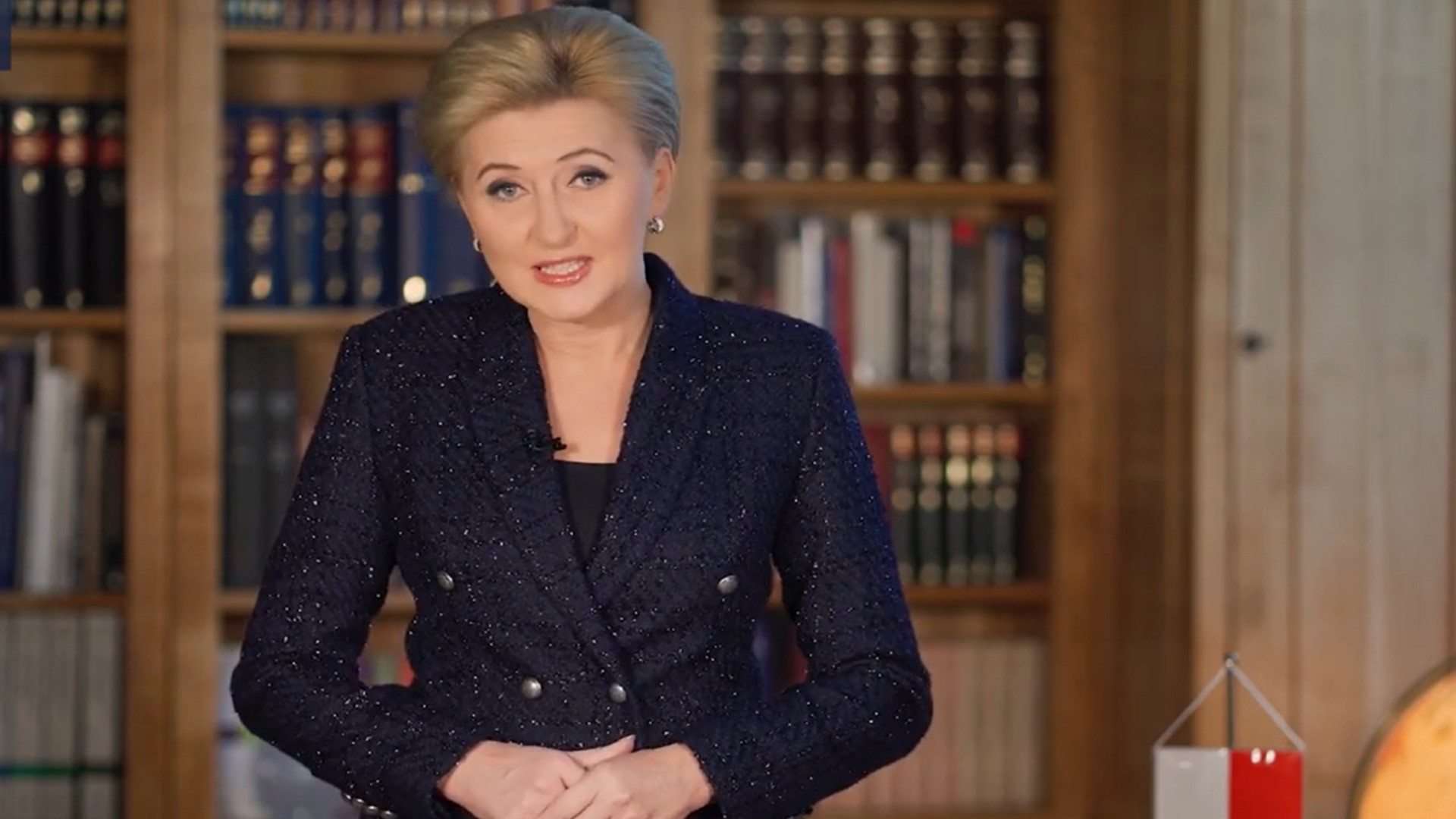 Agata Duda olśniła na obchodach 3 maja. Polki nie kryją zachwytu. Ekspertka zabiera głos