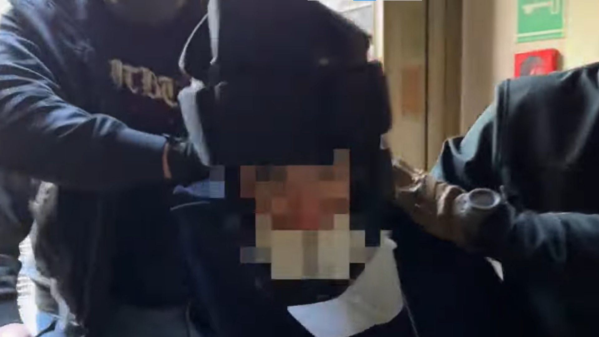 Zbrodnia na kampusie UW. Znajomi sprawcy przerywają milczenie