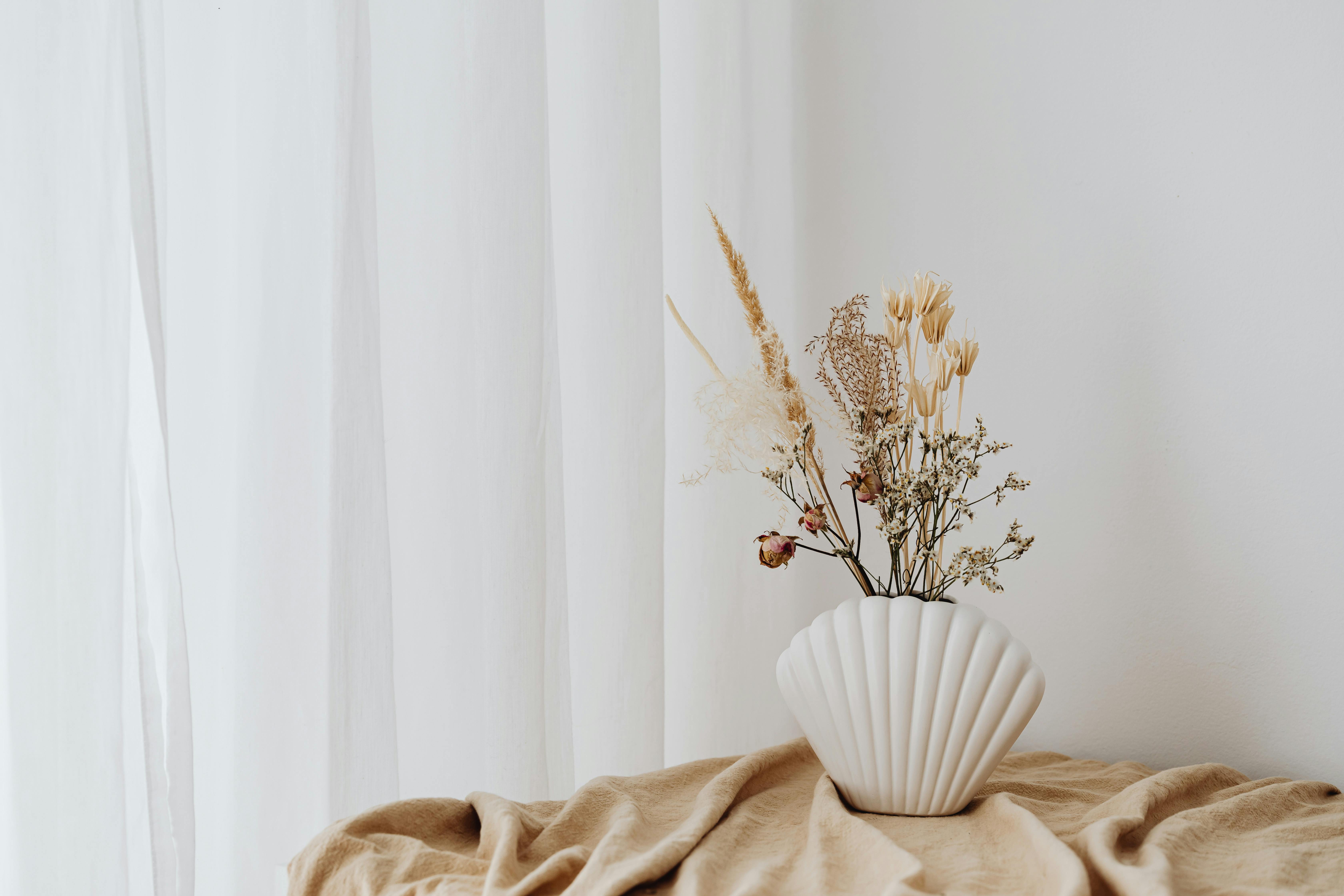 Te kwiaty nie powinny być w domu. Mogą szkodzić zdrowiu i zaburzać energię