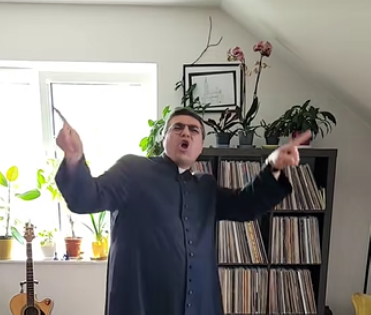 Duchowny dał popis. Włączył utwór Zenka Martyniuka i się zaczęło