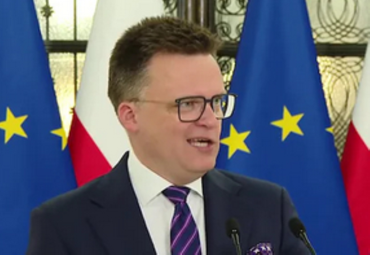 Nie milkną echa nocnego spotkania Szymona Hołowni z politykami PiS. Na jaw wychodzą nowe fakty