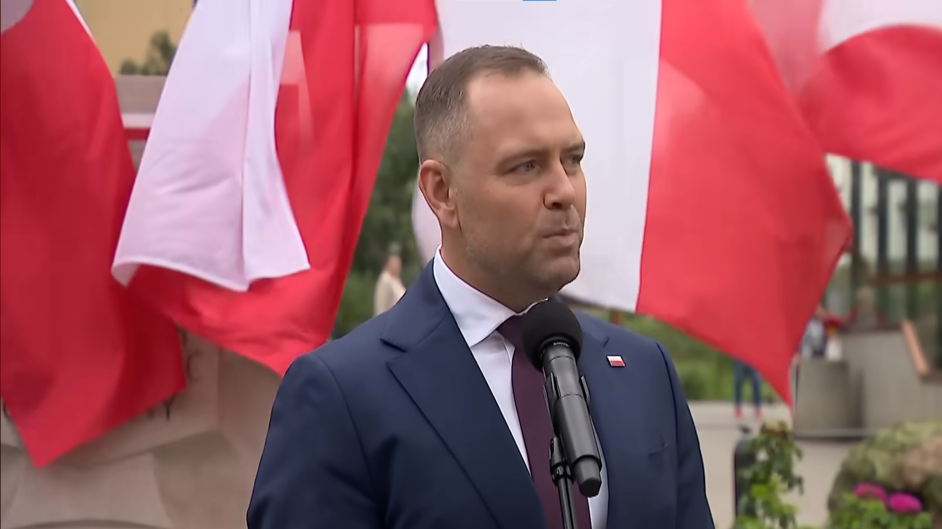 Kancelaria prezydenta Nawrockiego już pełna. Ostatni dołączył kapelan