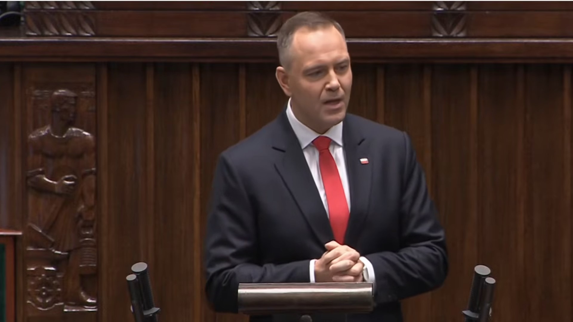 W PiS wrze. Сzy prezydent Nawrocki oddali się od Kaczyńskiego