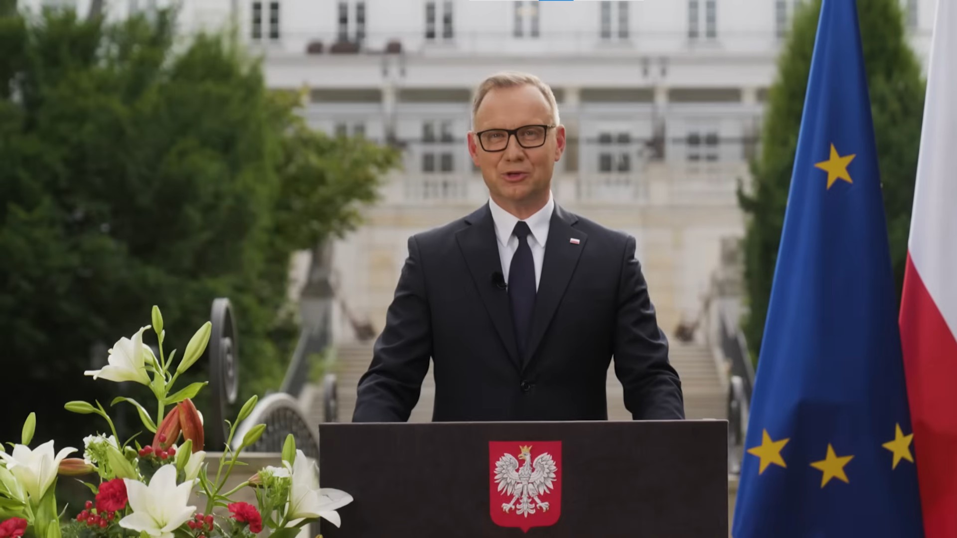 Nieoczekiwany incydent podczas pożegnania Andrzeja Dudy. Prezydent skomentował sytuację