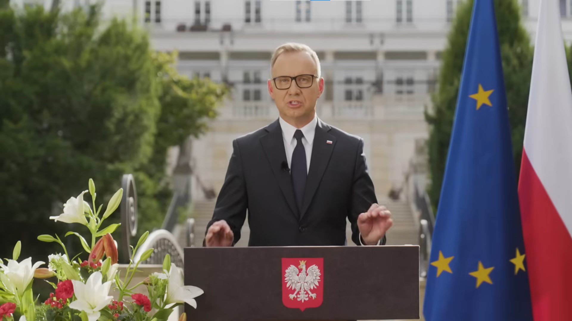 Andrzej Duda w poruszającym geście wobec Kasi Nawrockiej. Ta scena skradła serca