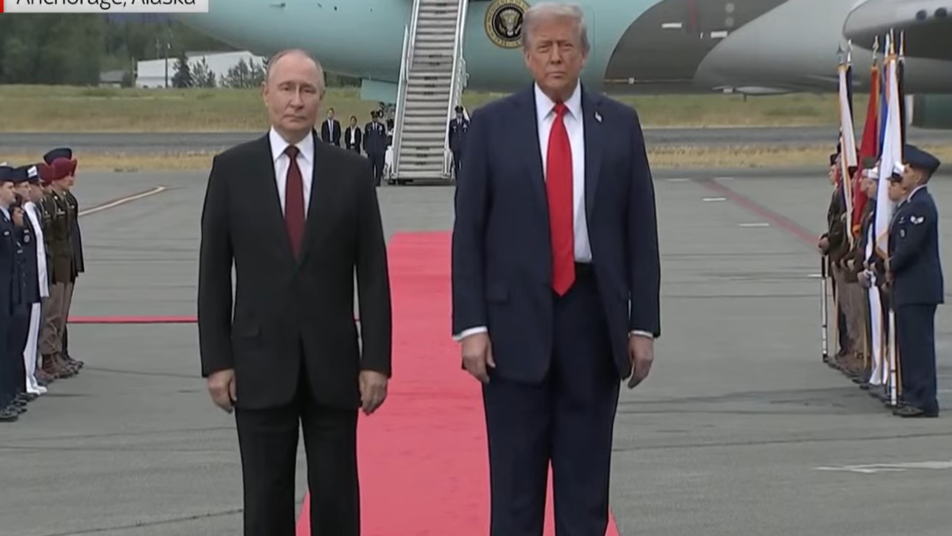 Na czerwonym dywanie padło trudne pytanie. Putin wybrał milczenie