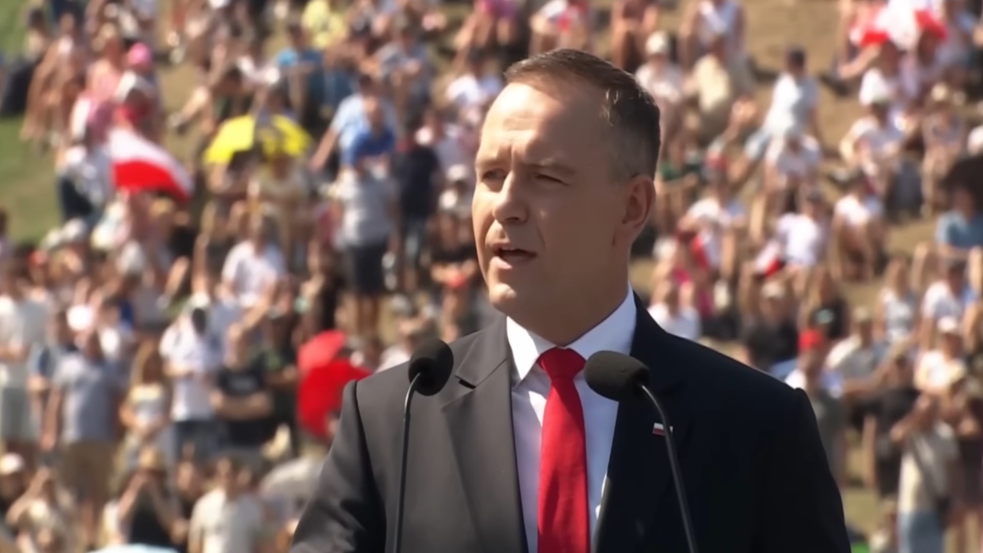 Nowy prezydent w ogniu krytyki. Wpadka Karola Nawrockiego na wojskowej uroczystości