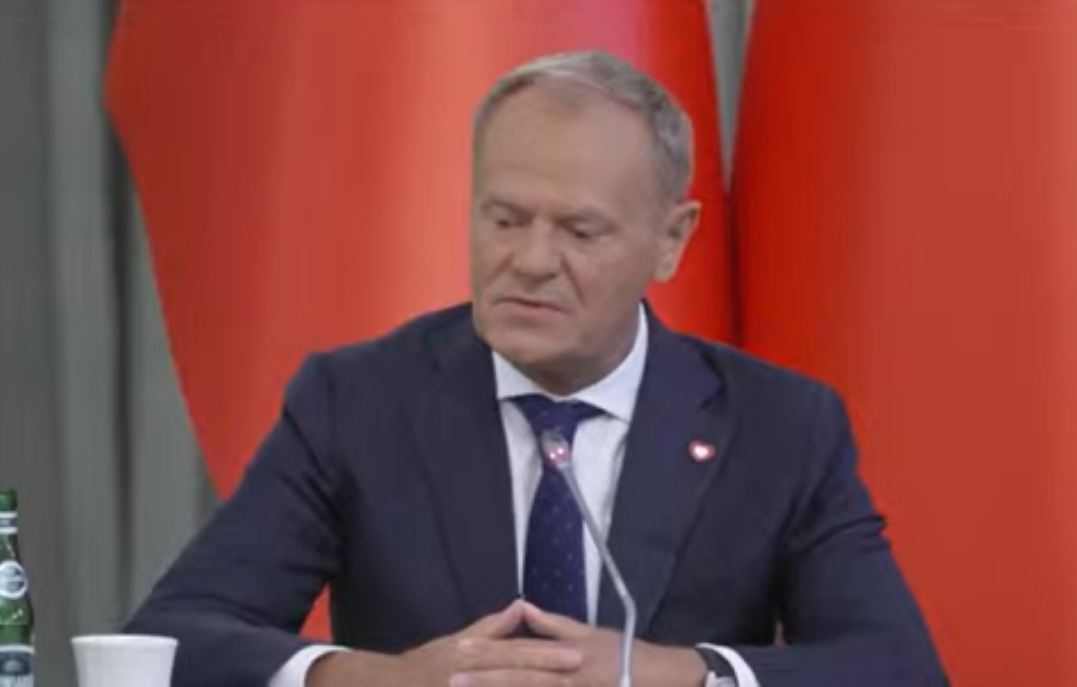 Donald Tusk rozbawił Karola Nawrockiego. Kiedy padły te słowa, na ustach głowy państwa pojawił się uśmiech